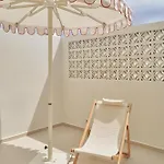 Love hotel Wake Cup Alacati *