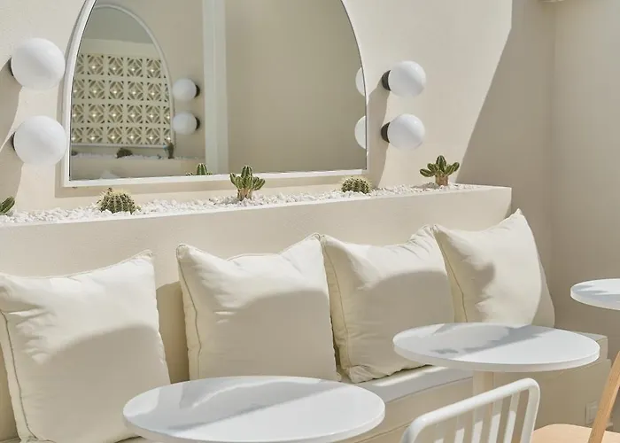 Wake Cup Alacati Love hotel Çeşme