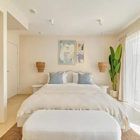 Wake Cup Alacati Love hotel