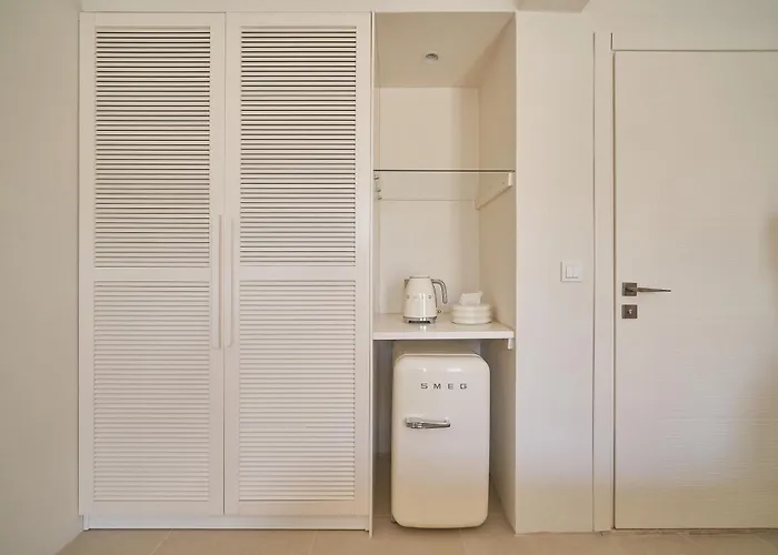 Готель для побачень Wake Cup Alacati Чешме